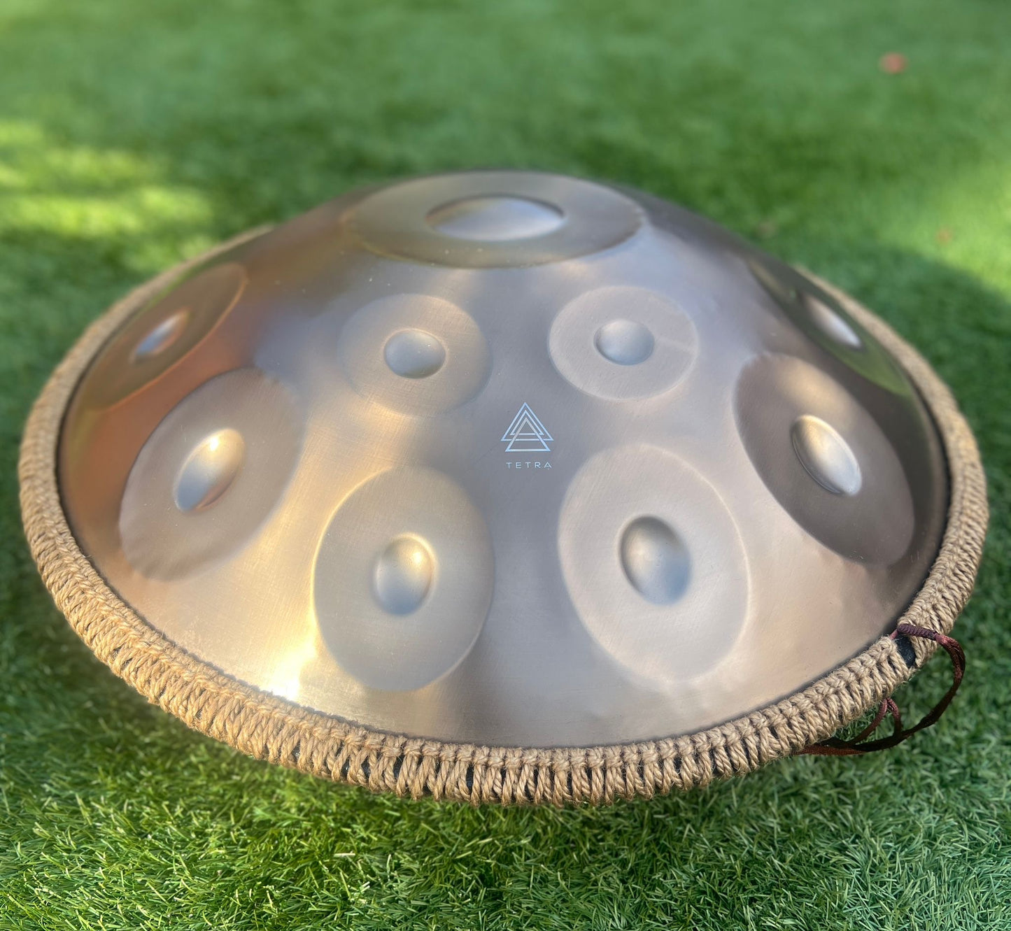 Handpan - Golden / 10 notes Handpan D Kurd 440 hz 22' Stainless Steel 1.1 thick GOLD