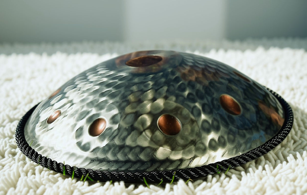 Silver Reflector - Golden Eye - limited edition , D Kurd 10-Note Fossey Hand Drum | 440 or 432Hz