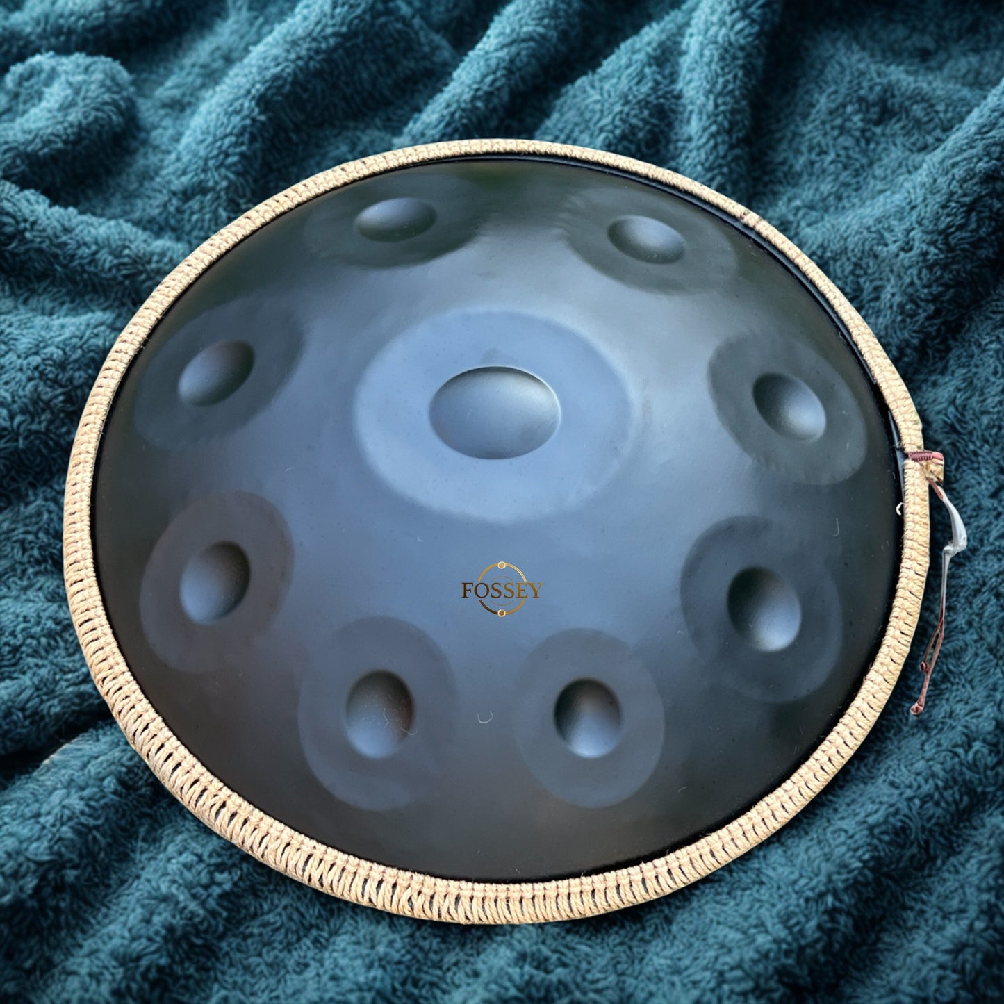 Black Star Handpan 432h or 440hz 9-notes