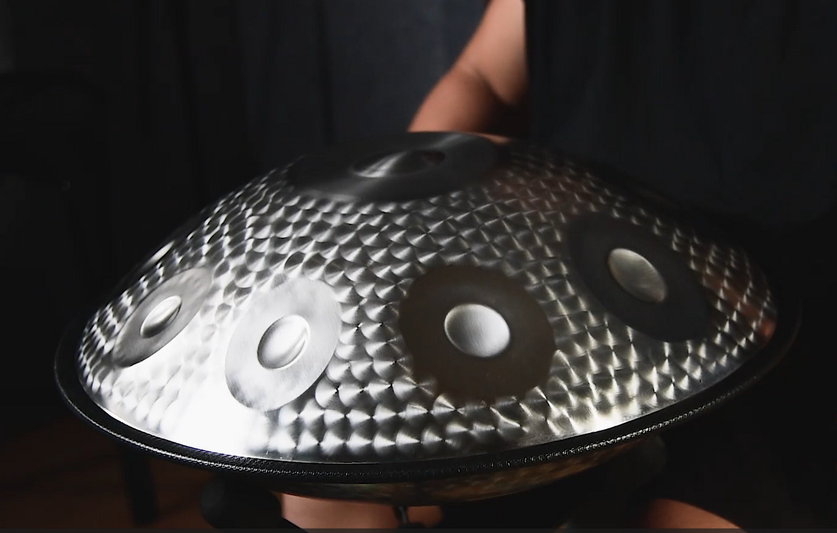 Silver Reflector, D Kurd 10-Note Fossey Hand Drum | 440 or 432Hz