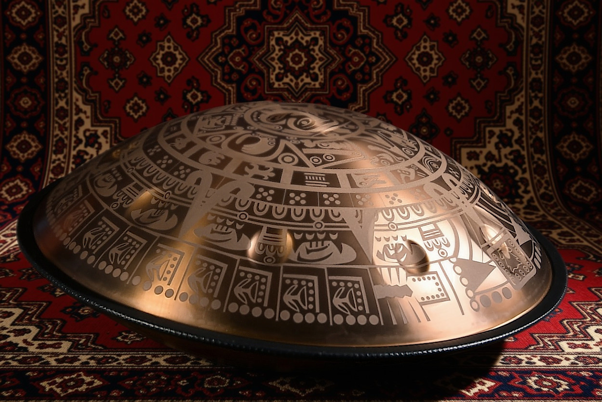 Gold Pyramid Fossey Handpan, D Kurd 14-Note | 440 or 432Hz - Free International Delivery